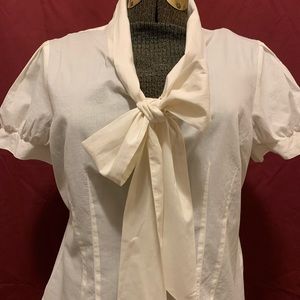 Elle - puff short sleeve cream blouse w tie